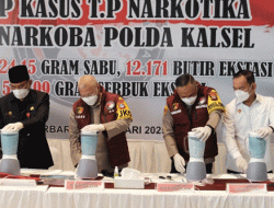 Dukung Asta Cita Presiden Prabowo, Polda Kalsel Musnahkan Barang Bukti Narkotika Jaringan Internasional