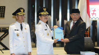Gubernur Lampung Pimpin Sertijab Pj Bupati Lampung Utara dengan Bupati Terpilih Hamartoni Ahadis dan Romli