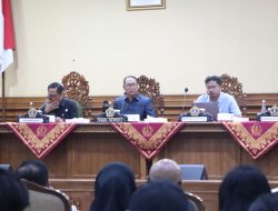 Wabup Badung Ketut Suiasa Pimpin Rakor Kelangkaan LPG 3 Kg