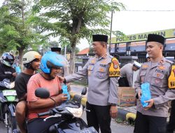 Sambut Berkah Ramadan, Polres Madiun Gelar Aksi Sosial Berbagi Takjil