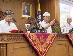 Bupati Badung Adi Arnawa Pastikan Bantuan Hari Raya Besar Keagamaan 2 Juta Tetap Jalan