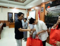Hadiri Berkah Ramadan 1446 Hijriah dan Santuni Anak Yatim, Bupati Adi Arnawa Ajak Masyarakat Jaga Keharmonisan dan Toleransi