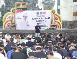 Bupati Adi Arnawa Serap Aspirasi, Tegaskan Komitmen untuk Pengentasan Masalah di Kutsel