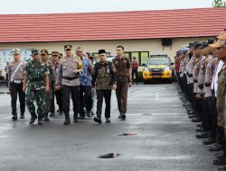 Wabup Herman Susilo Ikut Apel Gelar Pasukan Operasi Ketupat Intan 2025 di Batola