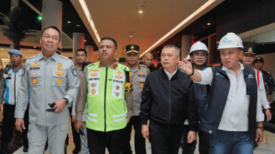 Hari Pertama Operasi Ketupat 2025, Kakorlantas Polri dan Menhub Tinjau Sejumlah Titik Krusial