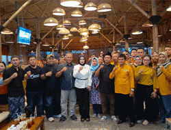 H. Rahmat Muhajirin Suami Wabup Sidoarjo Hj.Mimik Idayana Buka Bersama Insan Pers