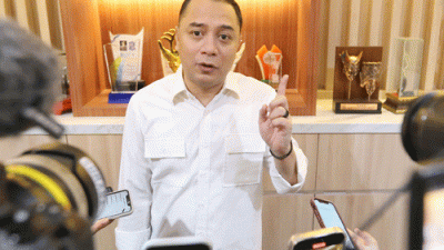 Bela Hak Pekerja, Wali Kota Surabaya Eri Cahyadi Dampingi Pelaporan Kasus Dugaan Penahanan Ijazah