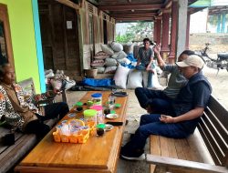 Kepala Desa Kenongorejo, Ngawi, Memimpin Desa Mendengar, Mendekat, Handarbeni