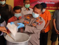 Polisi Tangkap Dua Pengedar Narkoba, Barang Bukti Seberat 1,6 Kg Ikut Dimusnahkan