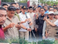 Gubernur Sulbar Temui Pendemo: Saya Tidak Akan Mengorbankan Rakyat Saya