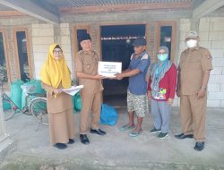 Pemdes Watualang Ngawi Membagikan Sembako kepada 11 Warga Penderita TBC