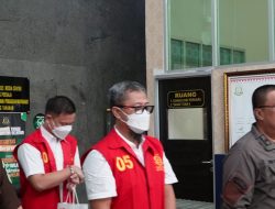 Tersangka APR Kepala Dinas PUPR Banyuasin dan 2 Tersangka Lainnya Sudah Tahap II serta Barang Bukti Dilimpahkan ke PN Tipikor Palembang