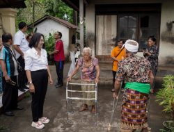 Home Visit TP PKK dan Dinas Sosial Badung di Kecamatan Mengwi