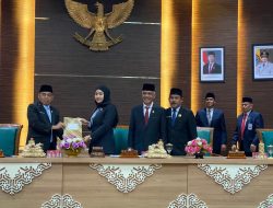 Rapat Paripurna DPRD Batola Bahas LKPj Bupati 2024 dan Tiga Raperda Strategis
