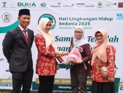Peringati Hari LHS 2025, DLH Batola Gelar Aksi Tukar Sampah Jadi Sembako