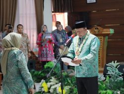 Bupati Kukuhkan Ketua dan Pengurus Dekranasda Barito Kuala 2025–2030 dan Peresmian Rumah Pajang Produk Kerajinan Daerah