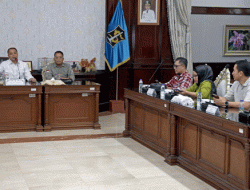 Pemkot Surabaya Pastikan Parkir Minimarket Gratis, Ada yang Paksa Minta Retribusi Laporkan Command Center 112