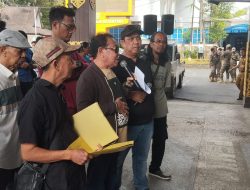 Unjuk Rasa LSM di Dispora Kalsel Berakhir Ricuh