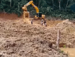 Merasa Kebal Hukum, Bos Tambang Emas Ilegal Tak Gubris Wartawan dan Cemari Sungai