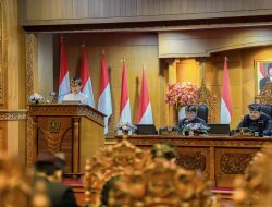 Bupati Badung Adi Arnawa Sampaikan Penjelasan Raperda Pertanggungjawaban APBD 2024