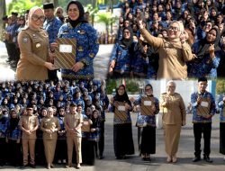 Serahkan SK PPPK, Bupati Mamuju Minta Tingkatkan Kinerja dan Jangan Tabola Bale