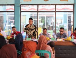 Atasi Anak Berisiko Stunting, Pemkab Brebes Bersama Baznas Salurkan Genting