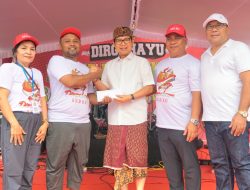 Bupati Badung Wayan Adi Arnawa Hadiri Jalan Sehat Bersama 1.000 Ibu PKK