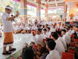 Bupati Badung Nodya Karya Nyekah Massal Desa Adat Karang Dalem