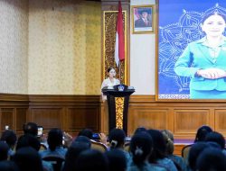 Perdalam Pemahaman Pola Asuh Adaptif, Rasniathi Adi Arnawa Buka Sosialisasi PAAREDI