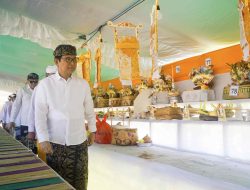 Bupati Adi Arnawa Hadiri Karya Manusa Yadnya, Pitra Yadnya dan Atma Wedana Desa Adat Kapal