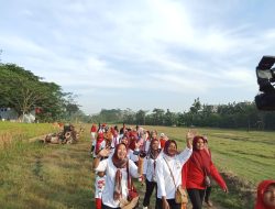 Pemdes Kertoharjo Ngawi, Giat Jalan Sehat di Taman Candi Dusun Ketanggi Lor Desa Kertoharjo