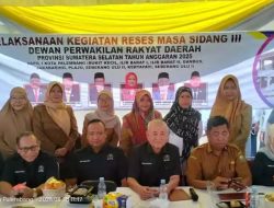 Siswi SMA Sjakhyakirti Tanyakan Kenaikan Gaji dan Video Anggota Dewan Berjoget