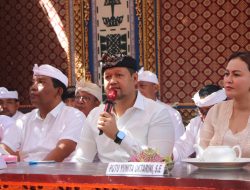 Wabup Badung dan Istri Hadiri Karya Dewa Yadnya Merajan Gede Pratisentana Penyarikan Dalem Kedonganan