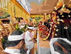 Bupati Badung Hadiri Melaspas Tapakan Ida Ratu Gede Sakti di Pura Dalem Desa Adat Kutaraga