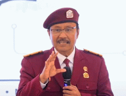 Menjelang Hari Pahlawan, Mensos Saifullah Yusuf Pastikan Nama Pahlawan Nasional Baru Segera Diumumkan