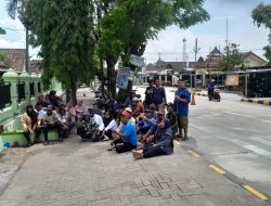 Pelaksanaan Ujian 3 Perangkat Desa Pemdes Tirak Kwadungan Ngawi Diwarnai Demo Masyarakat Desa Setempat