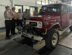 Keselamatan Wisata Bromo Jadi Sorotan, Sebanyak 75 Jeep Wisata Jalani Pemeriksaan Teknis di Malang