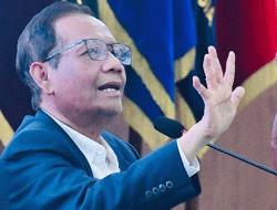 Sindiran Tajam Mahfud MD Soal Dugaan Mark Up Proyek Whoosh, Permintaan KPK Dinilai ‘Aneh dan Keliru’