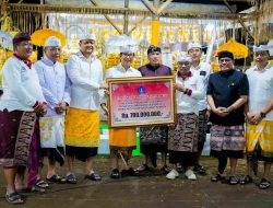 Bupati dan Wabup Badung Nodya Karya Manusa Yadnya dan Pitra Yadnya Desa Adat Sempidi