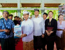 Komitmen Hadir untuk Warga Badung Melalui Program Rumah Layak Huni, Bupati dan Wabup Badung Serahkan Dana BRLH Tahun 2025