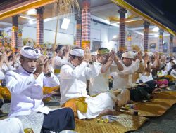 Bupati Badung Hadiri Karya Nyatur Padudusan Alit di Pura Ulun Siwi Banjar Kedampal Abiansemal