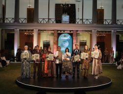 RSUD dr. Soeroto Raih Juara Harapan di Ajang Ngawi Batik Fashion 2025