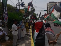 Panas Terik, Hati Membara Turun ke Jalan Bela Palestina