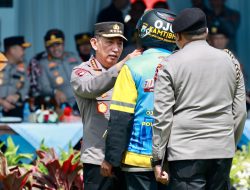 Kapolri Apresiasi Sinergi Polda Jatim dan Komunitas Ojol dalam Apel Kamtibmas “Jogo Jatim”