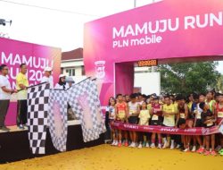 Kapolda Sulbar Bersama Gubernur Resmi Lepas Ribuan Peserta Mamuju Run 2025 di Kota Mamuju