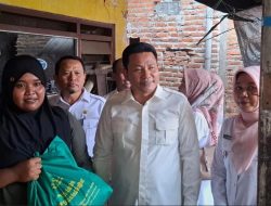 Bupati Subandi Tinjau Rumah Warga Tak Layak Huni di Candi – Sidoarjo