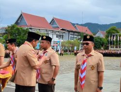 Aprinaldi Terima Lencana Darma Bakti di Raimuna Sumbar VII 2025