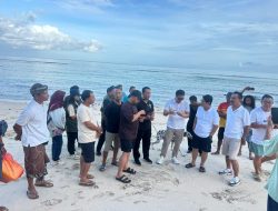 Bupati Badung Adi Arnawa Dialog dengan Komunitas Masyarakat Pantai Bingin