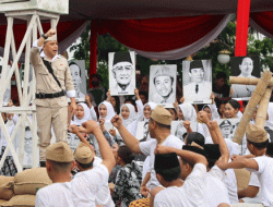Parade Surabaya Juang 2025 Angkat Kisah Pahlawan Perempuan, Ribuan Warga Tumpah Ruah di Jalanan Kota