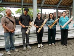 Ketua TP PKK Badung Membuka Safari Perdana Launching Bank Sampah di Kelurahan Kapal